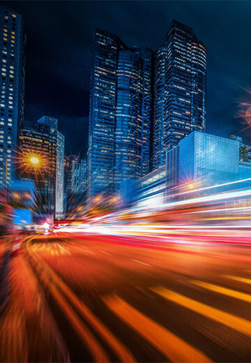 building-in-the-night-traffic-bdo