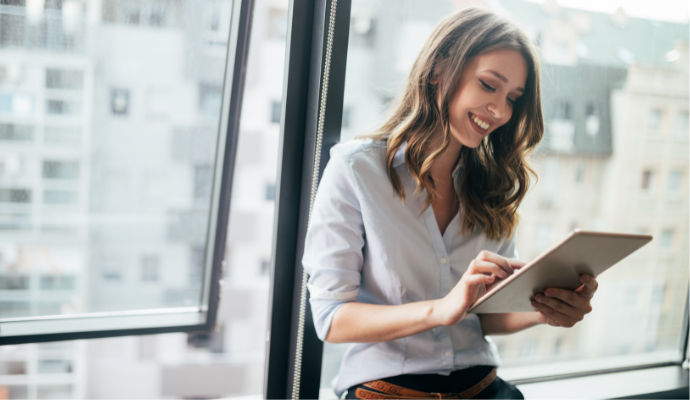 young-woman-with-tablet-reading-news-bdo